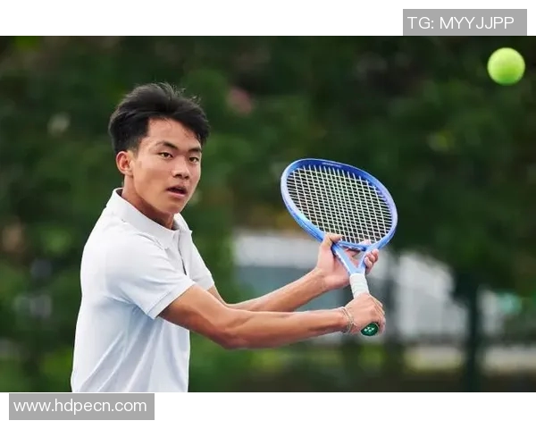 网球小子勇闯赛场挑战极限梦想成真从少年到冠军的成长之路